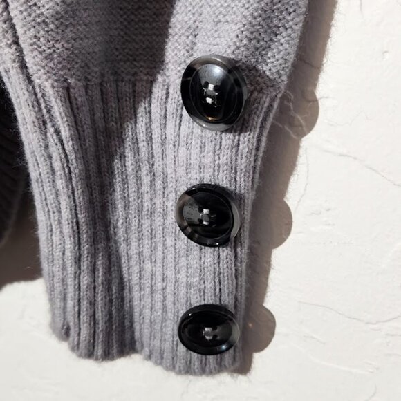 Francesca's Women's One Size Fits All Long Sleeve Turtleneck Sweater - Picture 3 of 5